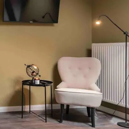 Zentrales Landhausstil * Brémy